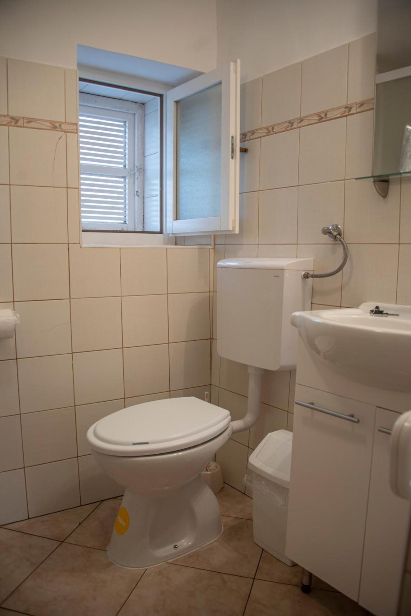 Apartman Nives Lubenice Εξωτερικό φωτογραφία