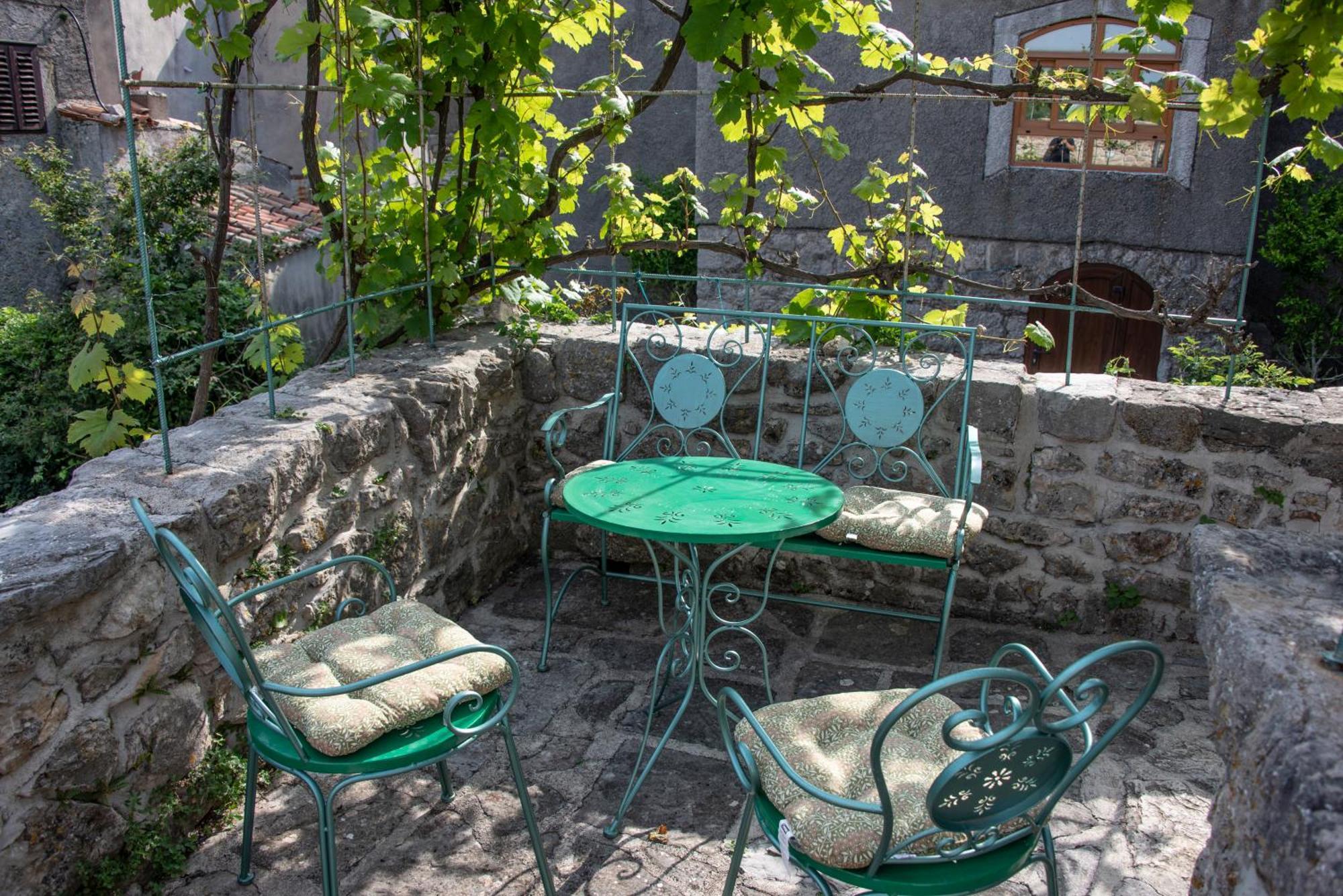 Apartman Nives Lubenice Εξωτερικό φωτογραφία
